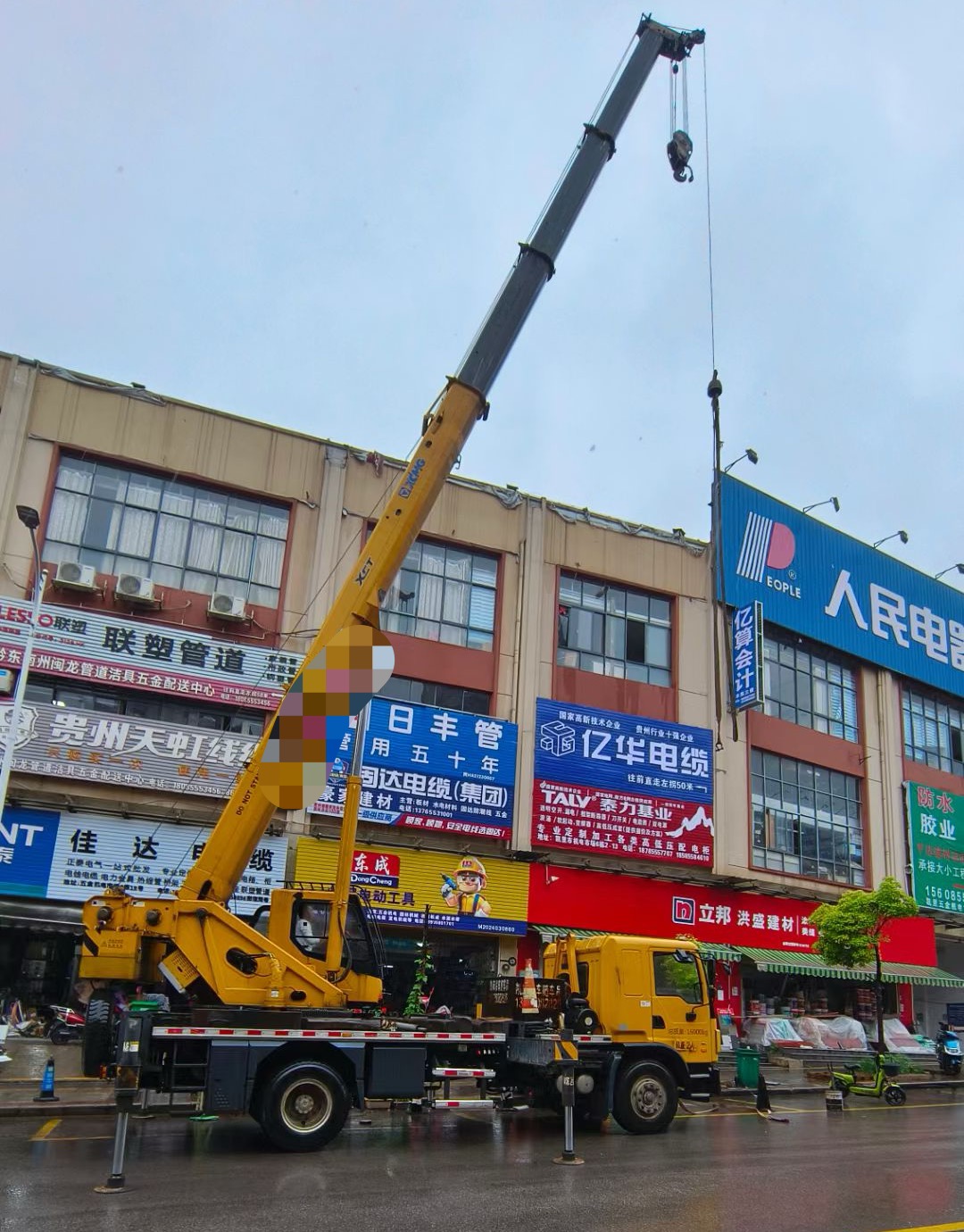 铜仁市什么时间对吊车进行维修保养最合适